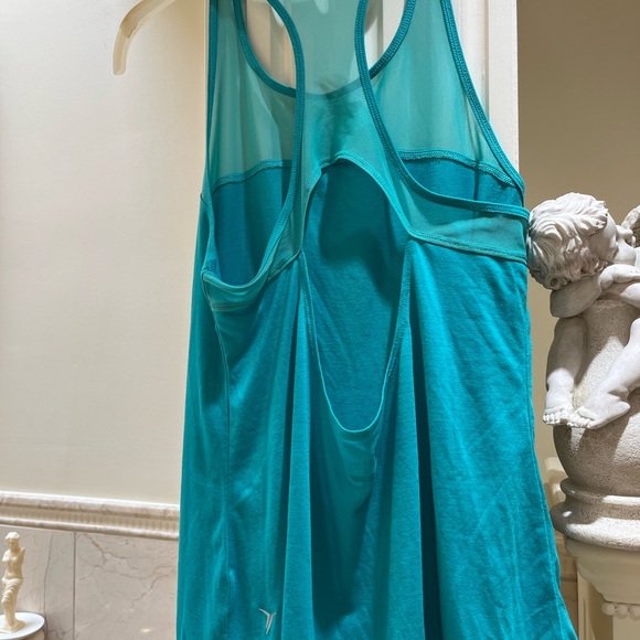 Turquoise tank size S, with sheer netting. - Picture 7 of 7